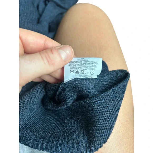 Tory Burch Ribbed Merino Wool Long Sleeve Sweater Crew Neck Navy Blue Size S - Picture 7 of 7